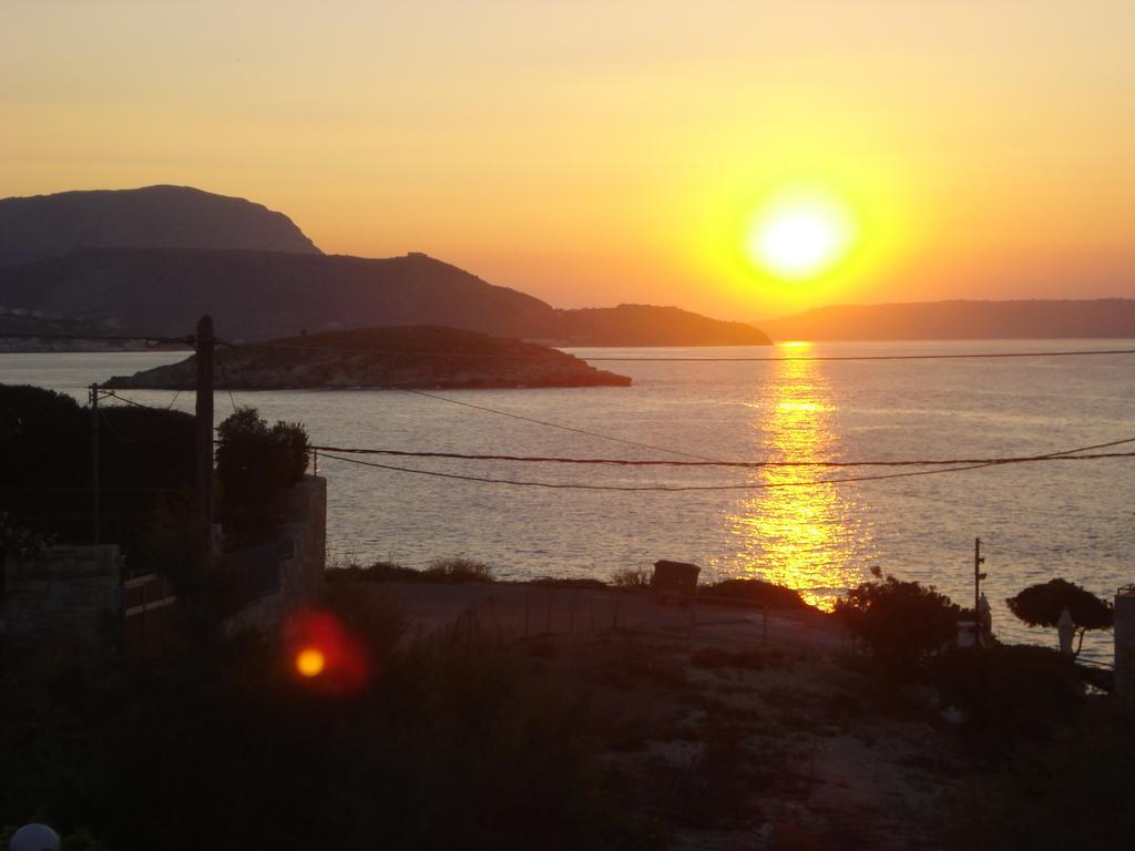 Domina Villas Almirida Zimmer foto